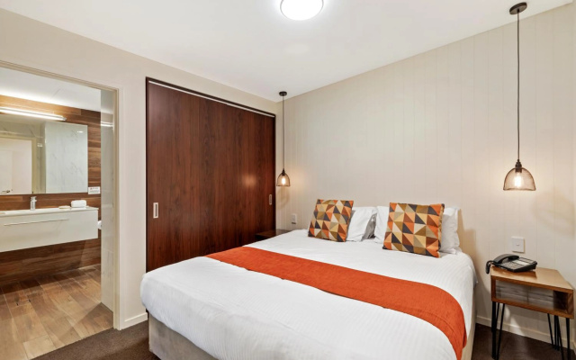 Altitude on Montville – Guest Rooms – Montville