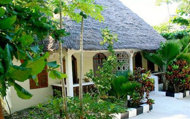 Mbuyuni Beach Village - Bungalows