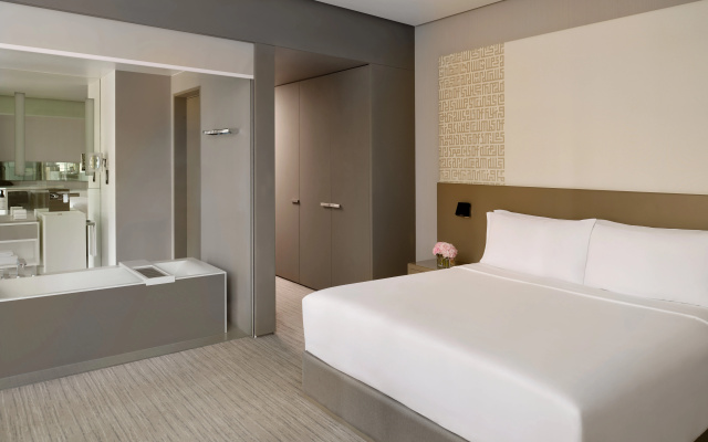 InterContinental Dubai Marina by IHG - Image 4