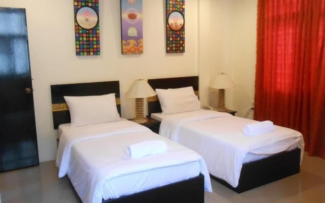 The Bang Khun Phrom Suites