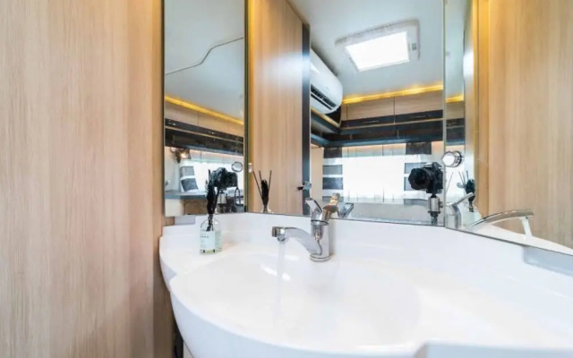 Pohang Uhil Camping Park Pension