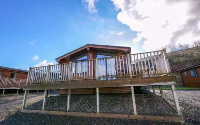 Loch Leven Lodge