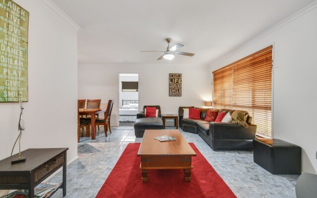 Maroochydore Family Home plus pool
