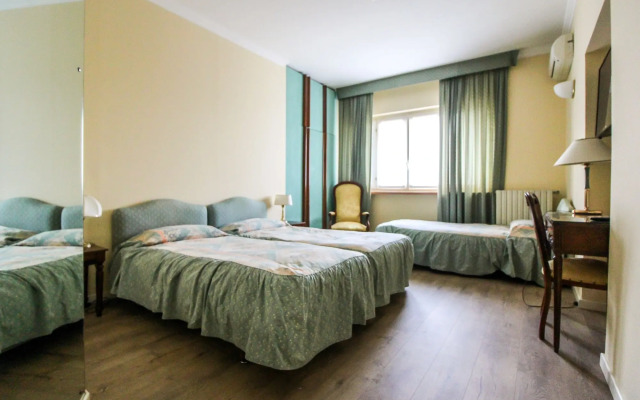 Hotel Moderno
