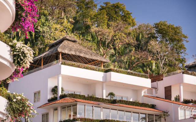 Grand Miramar All Luxury Suites & Residences