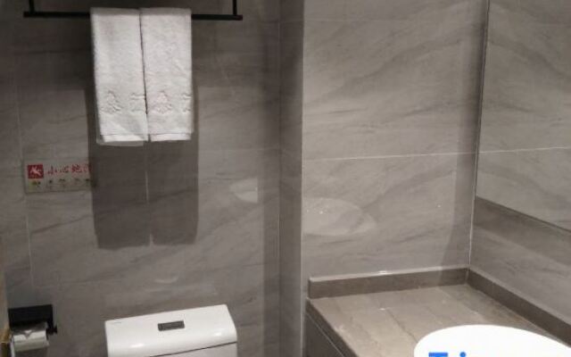 Zhaoqing Xingyi Hotel