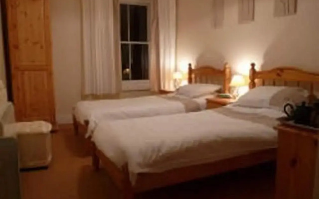Llysyfran Farm B&B