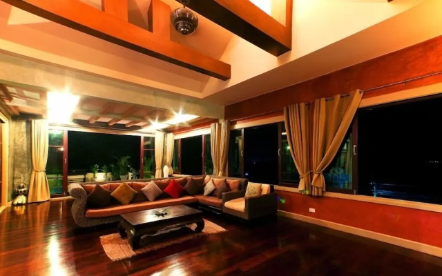 The Villa Hacienda