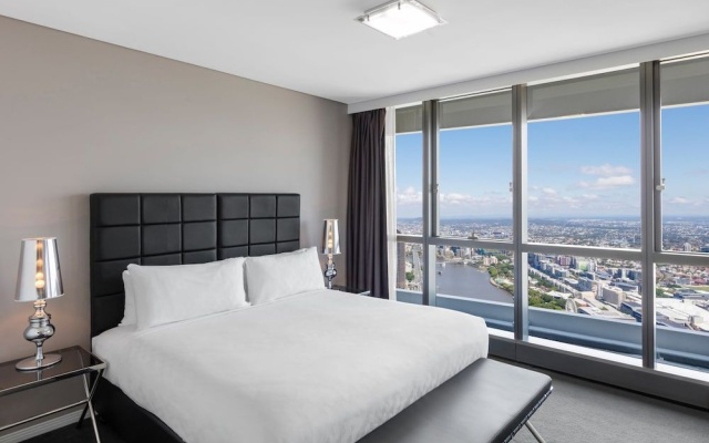 Meriton Suites Herschel Street – Guest Rooms – Brisbane