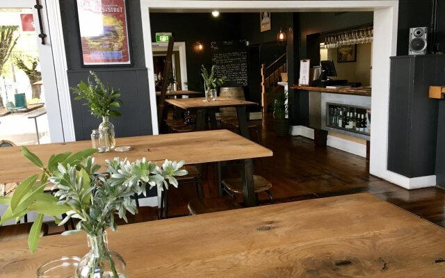 Healesville Grand Hotel