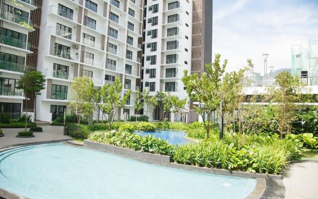 OwnAStay Midhill by Symphony Suite