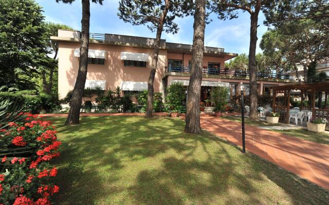 Hotel Storyville - Cinquale