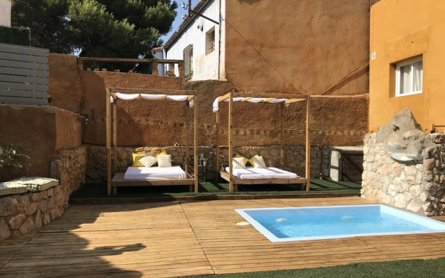 Masia Can Trabal Alt