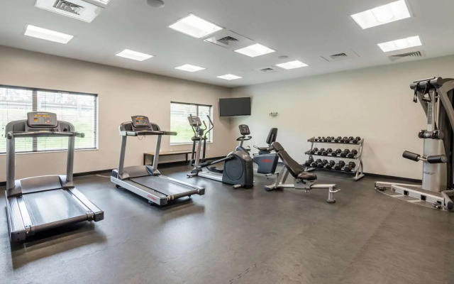 Country Inn & Suites by Radisson, Charlottesville-UVA, VA