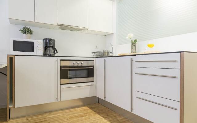 7rooms7 Gran Via Madrid Apartments