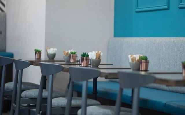 The Bedford Townhouse & Café