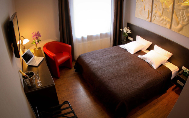 Primo Hotel