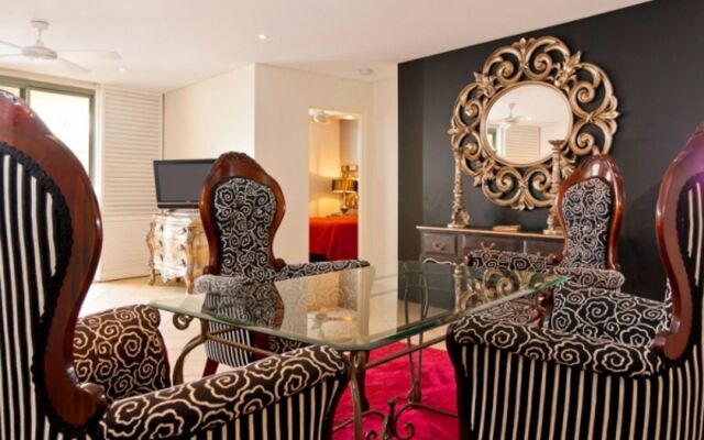 Bay Royal Apartments