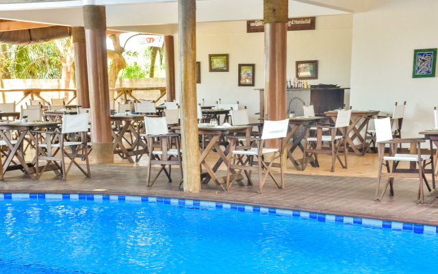 Kena Beach Hotel