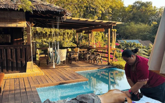 Dan's Koyao Retreat