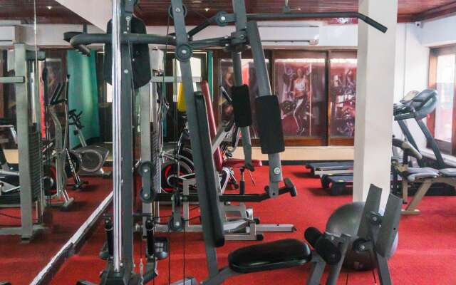 Best Western Jangwani Sea Breeze Hotel