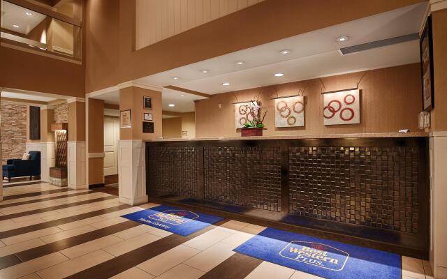 Best Western Plus Marina Gateway Hotel