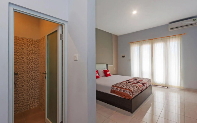 ZEN Rooms Uluwatu Dua Unud