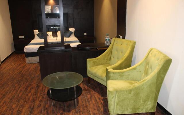 Bellmont Hotel Noida