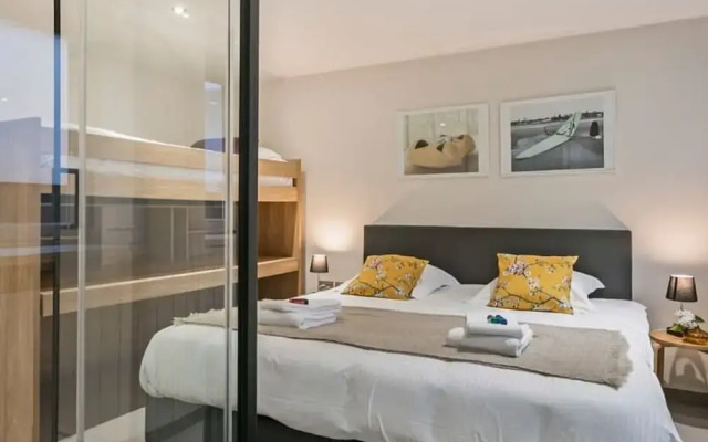 Apartment With Canal View in Heart of Bruges