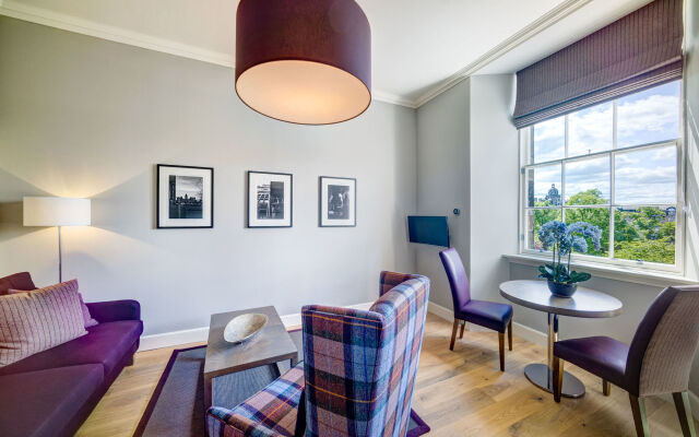 Destiny Scotland - George IV Apartments