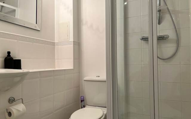 Cosy Flat 2mins Walk From Maidstone Station