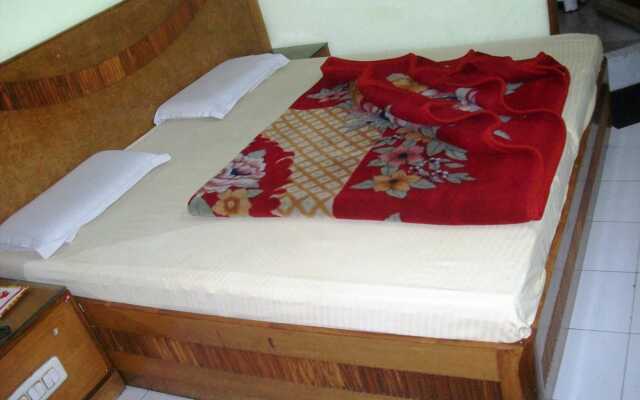 Hotel Delhi Regency