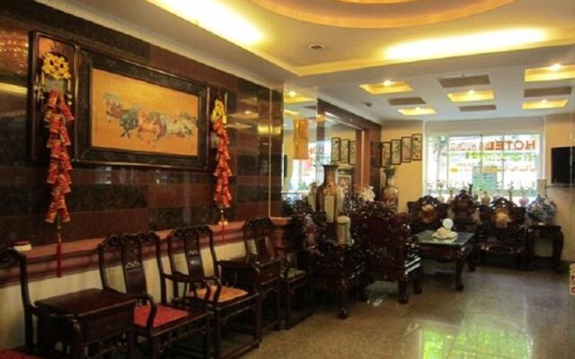Hung Huong Hotel