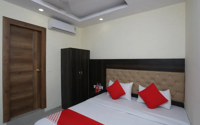 OYO 30462 Hotel Ivy