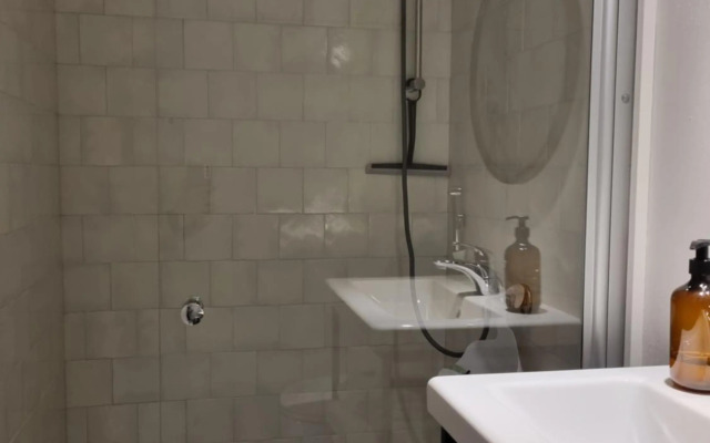 Hurmaava ullakkoasunto Vanhan Rauman laidalla