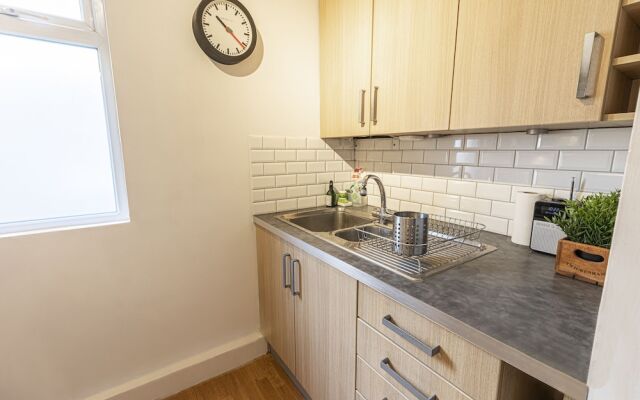 JOIVY Deluxe 2bed apartment with terrace