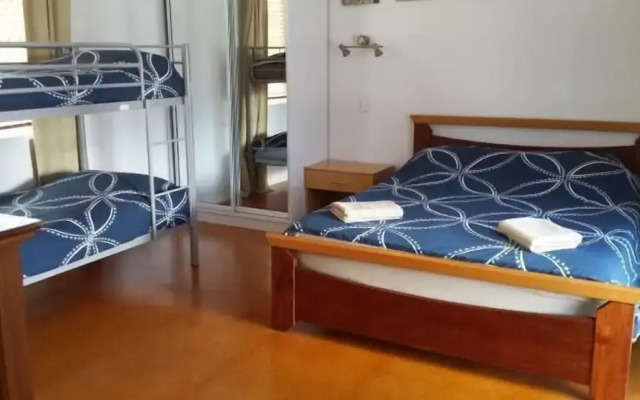 Seaforth Holiday Units