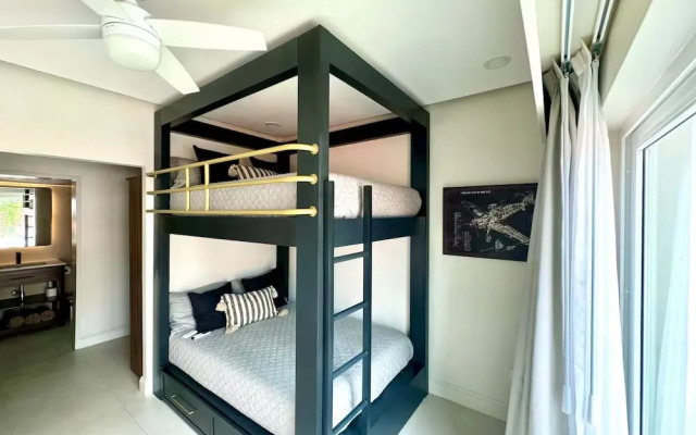 Gorgeous Villa Marina Vallarta, pool, Free Shuttle