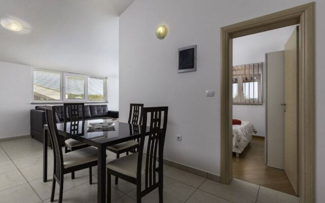 Comfort apartments with pool in Medulin