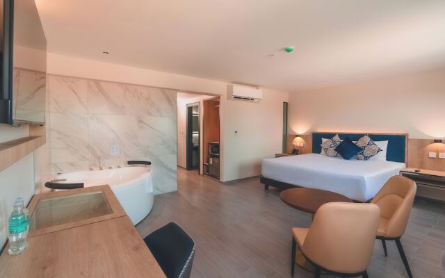 Lyz Business Hotel Piura