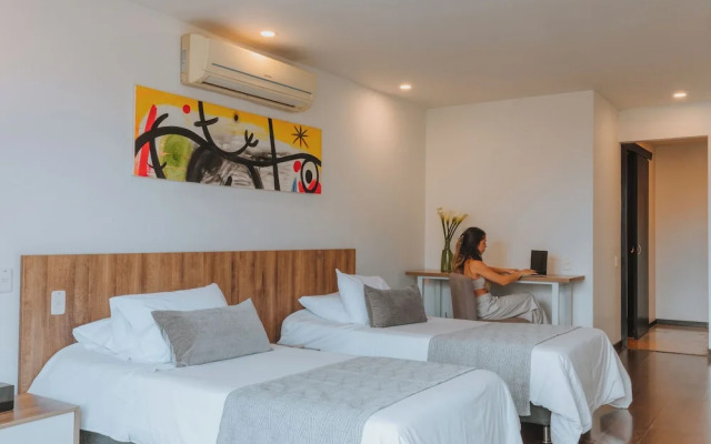 Orange Hotel