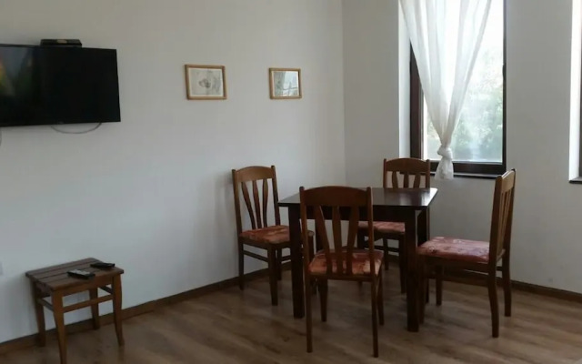 Immaculate Studio Apartment in Aleksandrovo