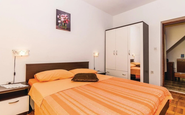 Awesome Home in Privlaka With Wifi and 4 Bedrooms