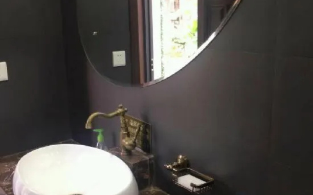 Benxi County Holiday Hot Spring Resort Hotel – Bathroom – Benxi