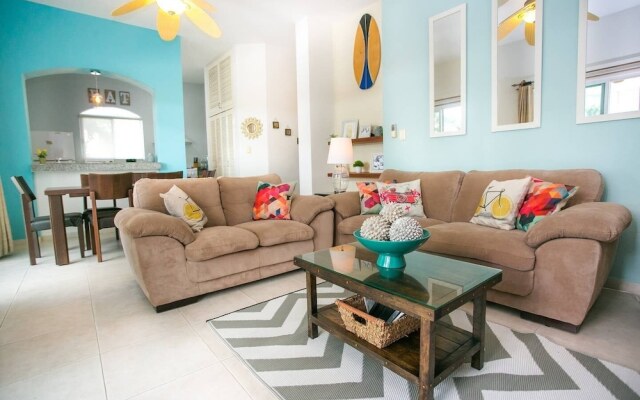 Dream Location! 2BR Near Beach+clubs!! Sleeps 6!!