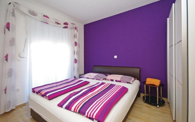 Beautiful Home in Makarska With Wifi and 2 Bedrooms