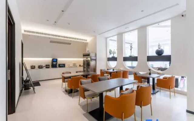 Xiangjiang Xinyue Hotel