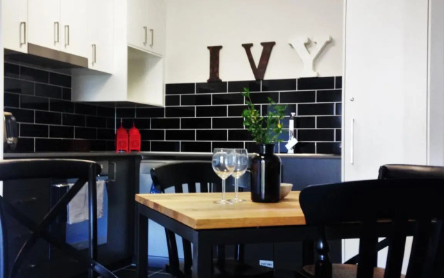 Ivy and Roses Boutique Apartments