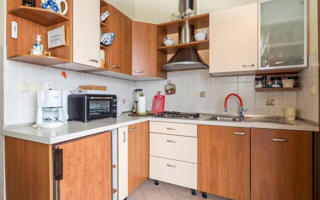 Beautiful Apartment in Opatija With Wifi and 3 Bedrooms