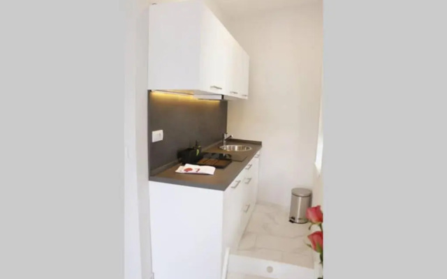 ROCK - Studio with 30m2 terrace